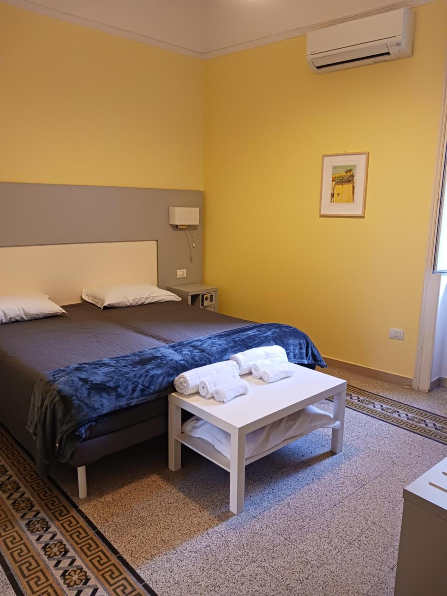Seawall Holiday Home Salerno Eksteriør bilde