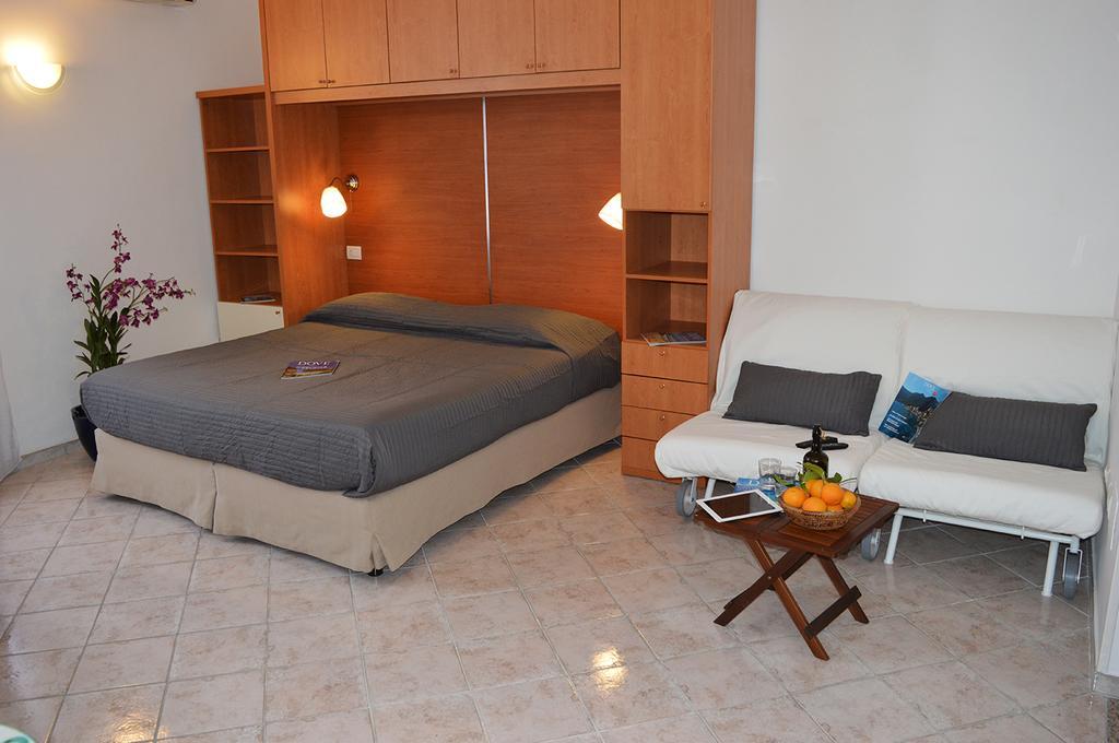 Seawall Holiday Home Salerno Eksteriør bilde