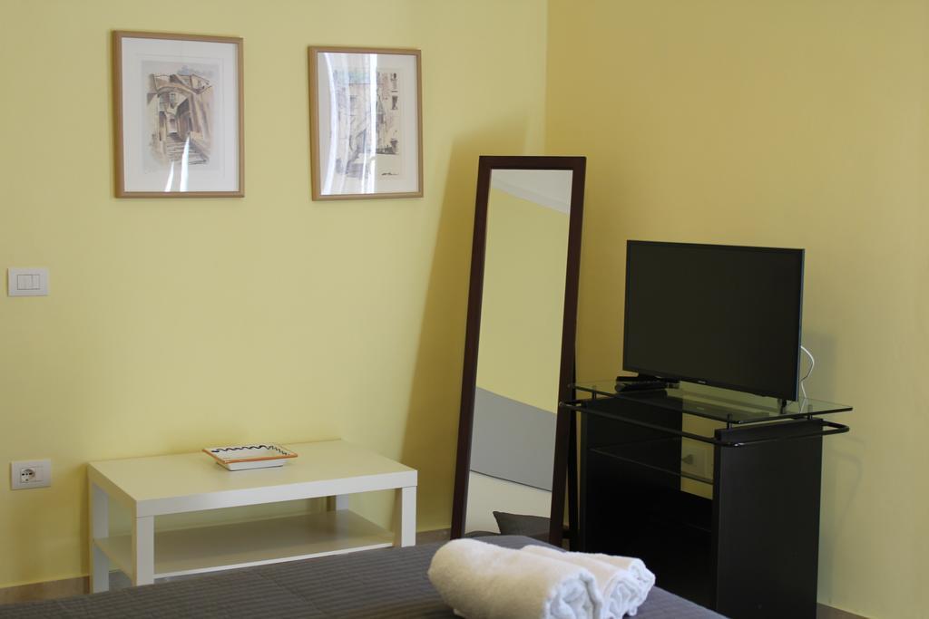 Seawall Holiday Home Salerno Eksteriør bilde